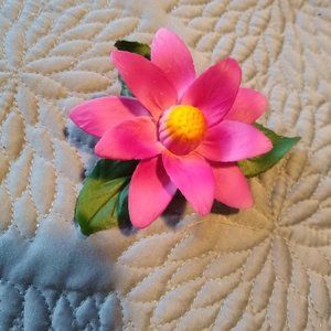 Vintage 60s Italian genuine Capodimonte Porcelain Flower, daisy NWT